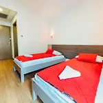 Отель Walter 4*