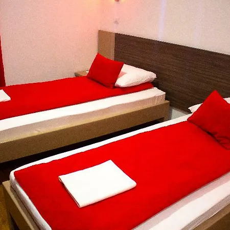 Walter Hotel